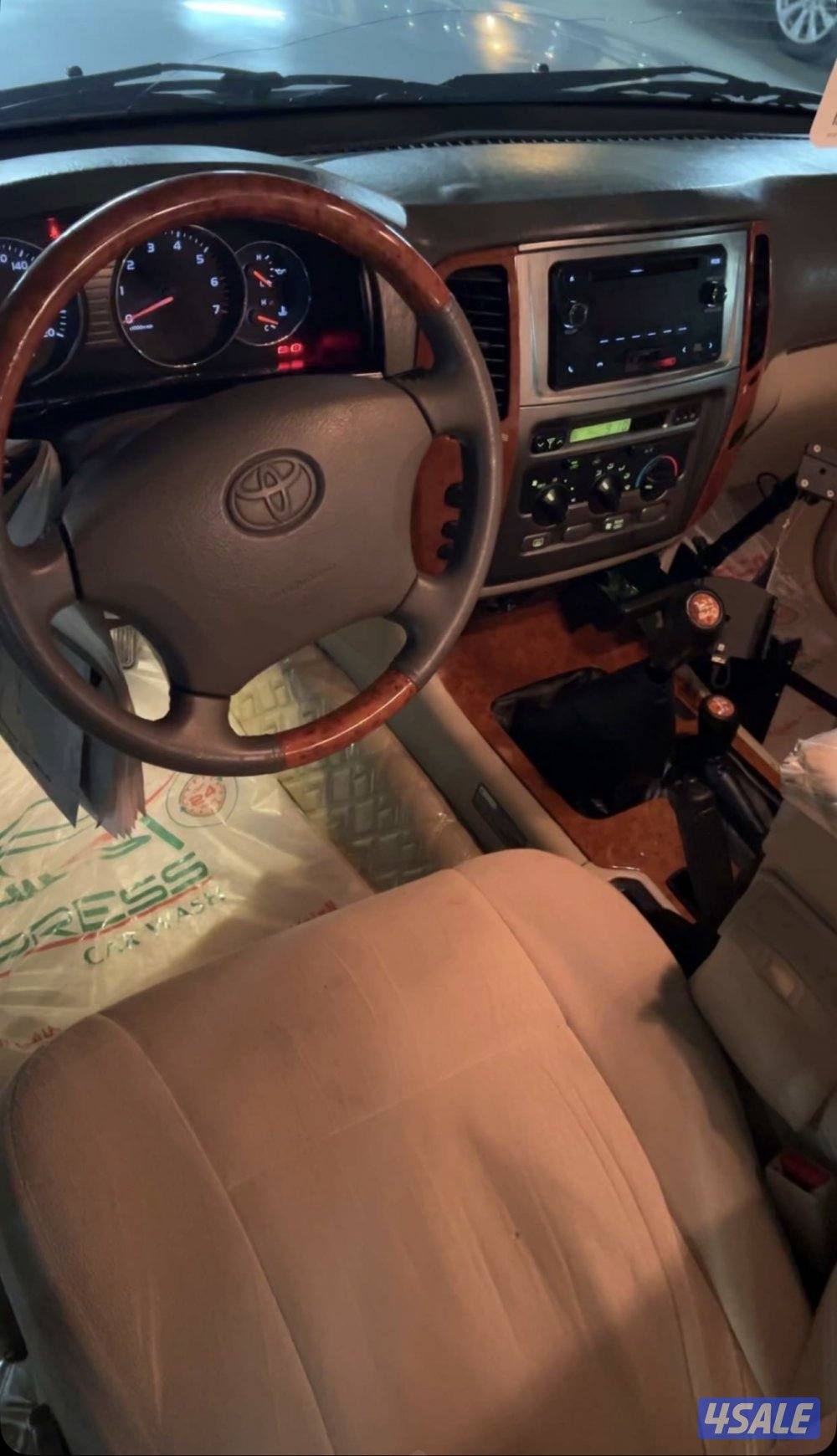 لاند كروزر 2006 . GXR10