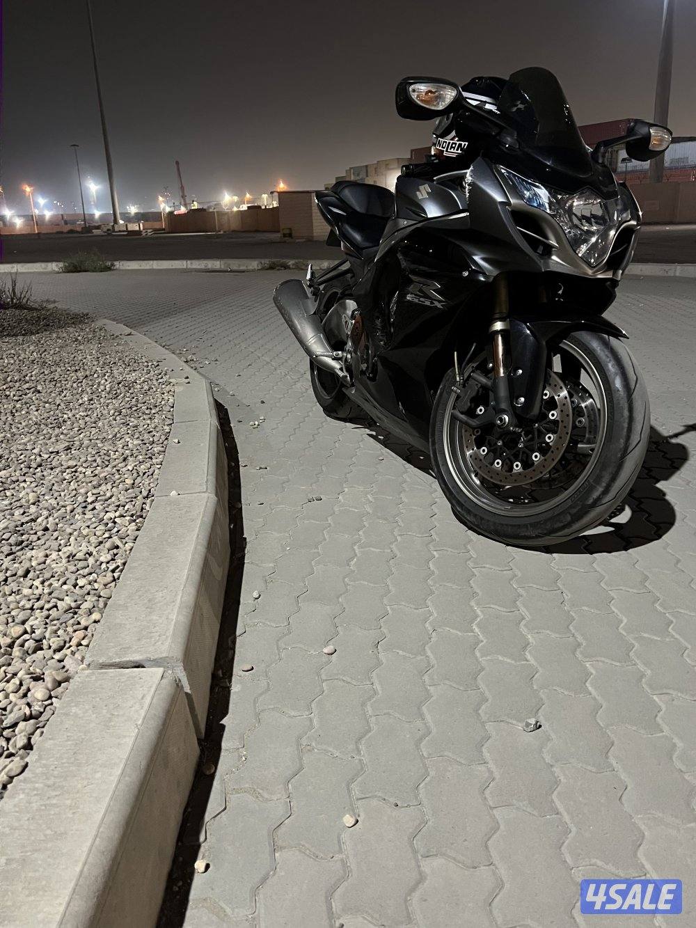 للبيع فقط سراد مخزن شرط الفحص نظيف جدا6