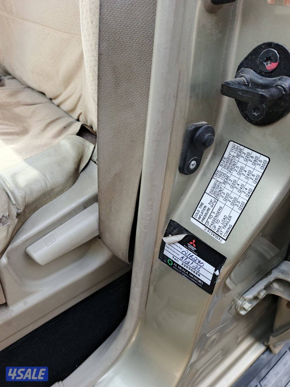 للبيع باجيرو بحالة جيدة لاستعمال3