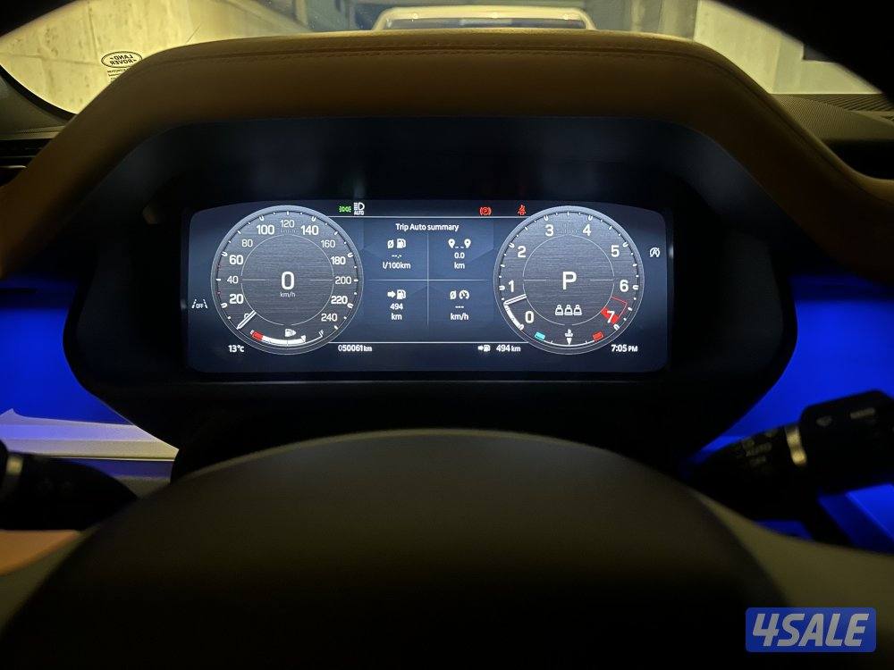 Defender 110 HSE P4002