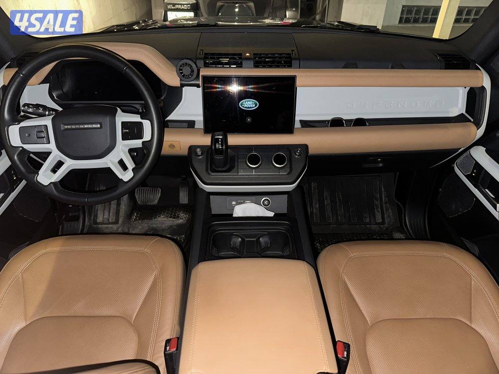 Defender 110 HSE P4007