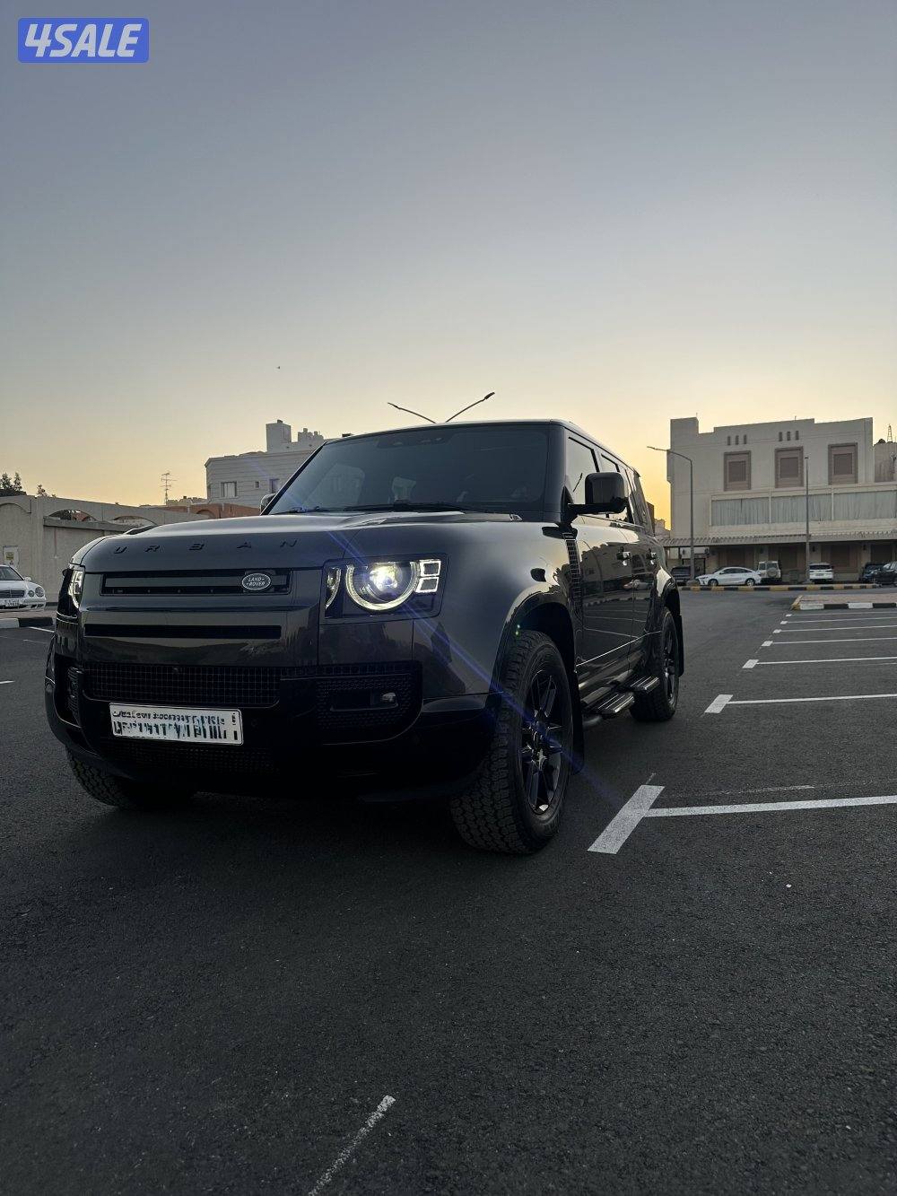 Defender 110 HSE P4008