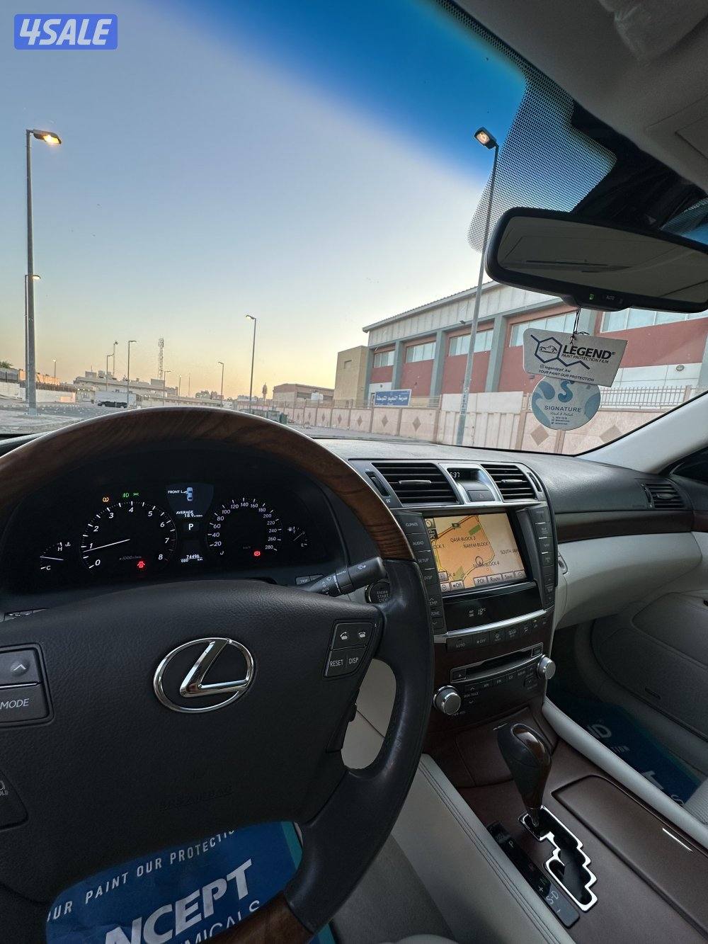 لكزس 460 لارج - عداد 73 الف فقط3