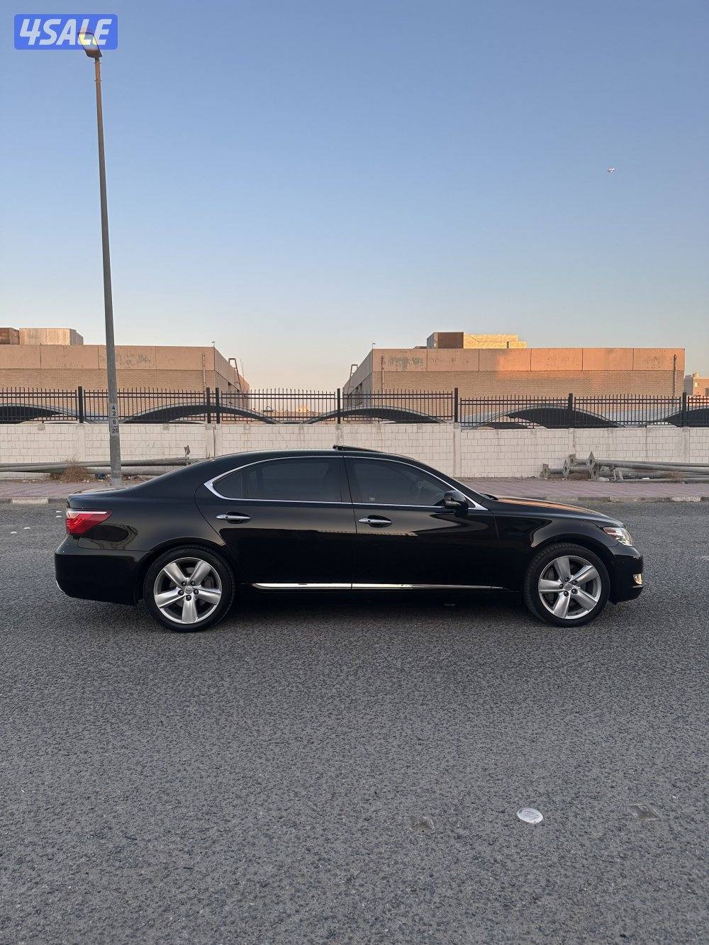 لكزس 460 لارج - عداد 73 الف فقط1