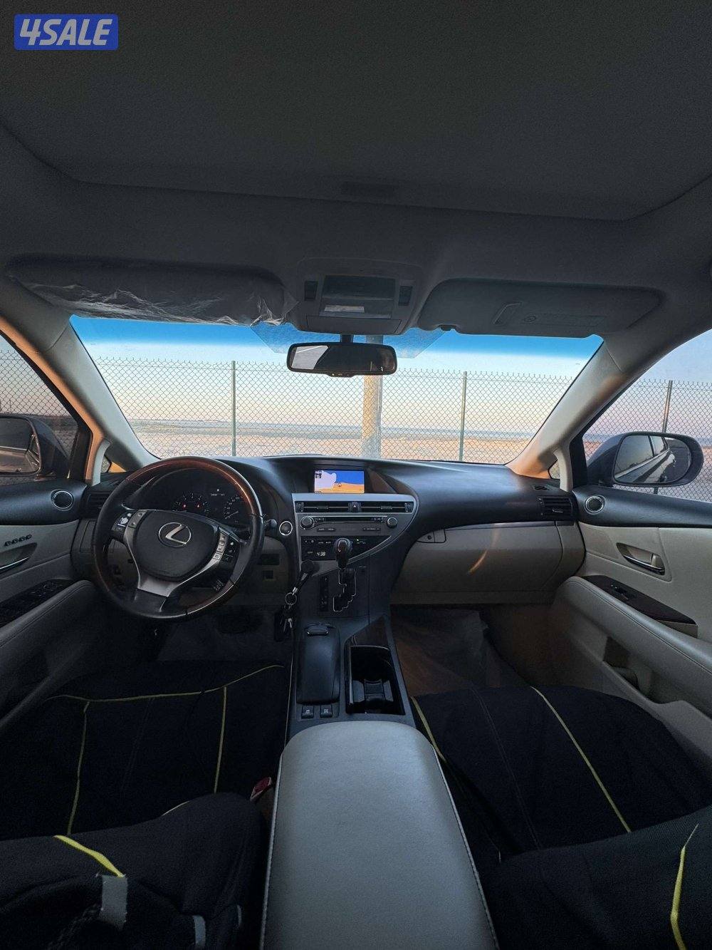 لكزس للبيع2