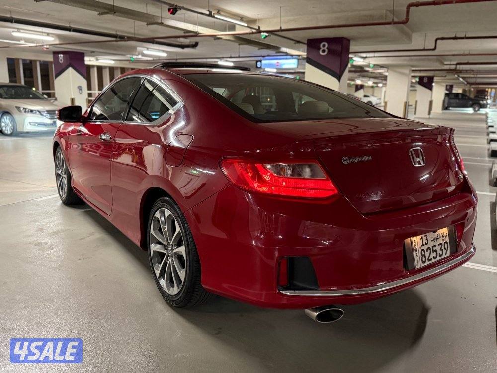 Honda Accord coupe 2014 V63