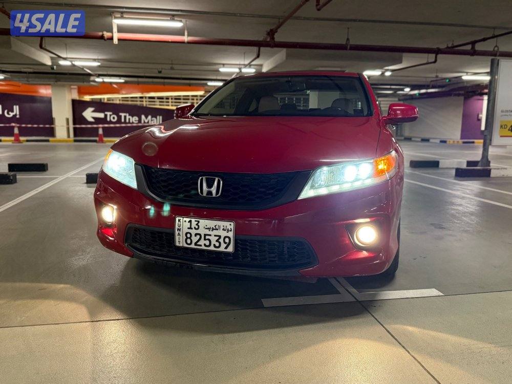 Honda Accord coupe 2014 V64