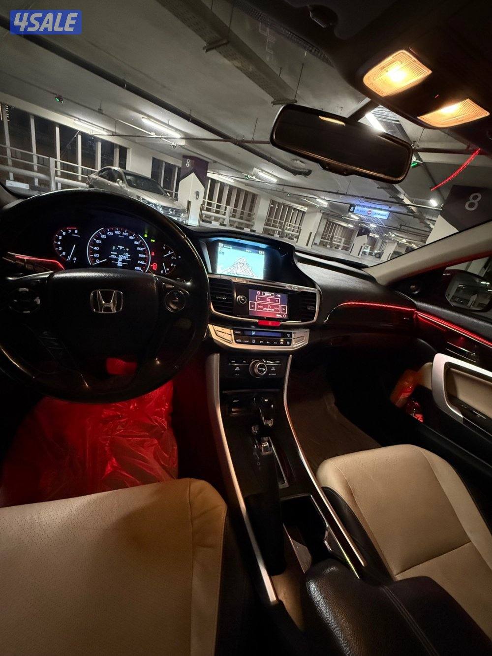 Honda Accord coupe 2014 V68