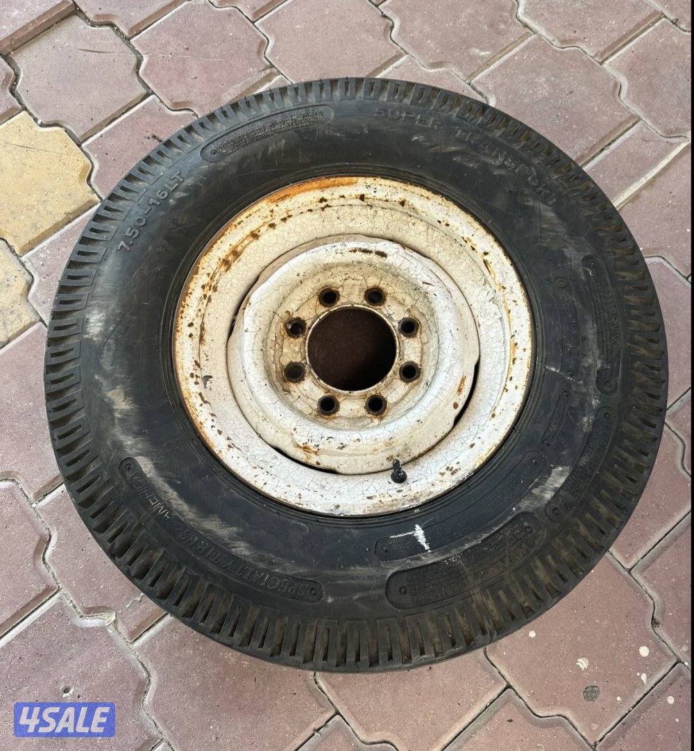 تاير مع رنق سبير0