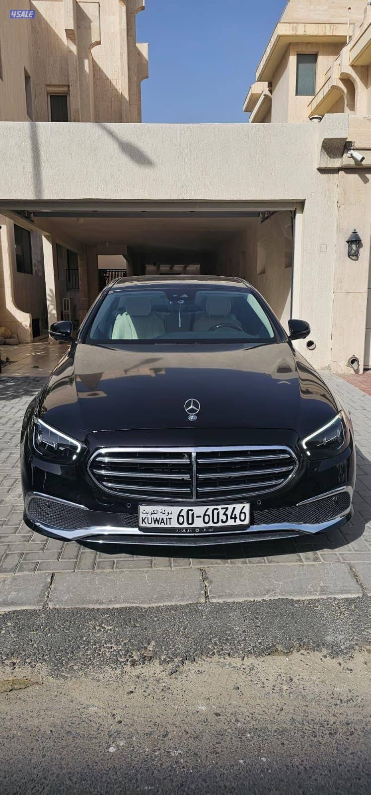 الفل اعلا فئة E450 المالك الاول سيرفس وكاله منتضم ماشيه ٣٢ الف فقط0