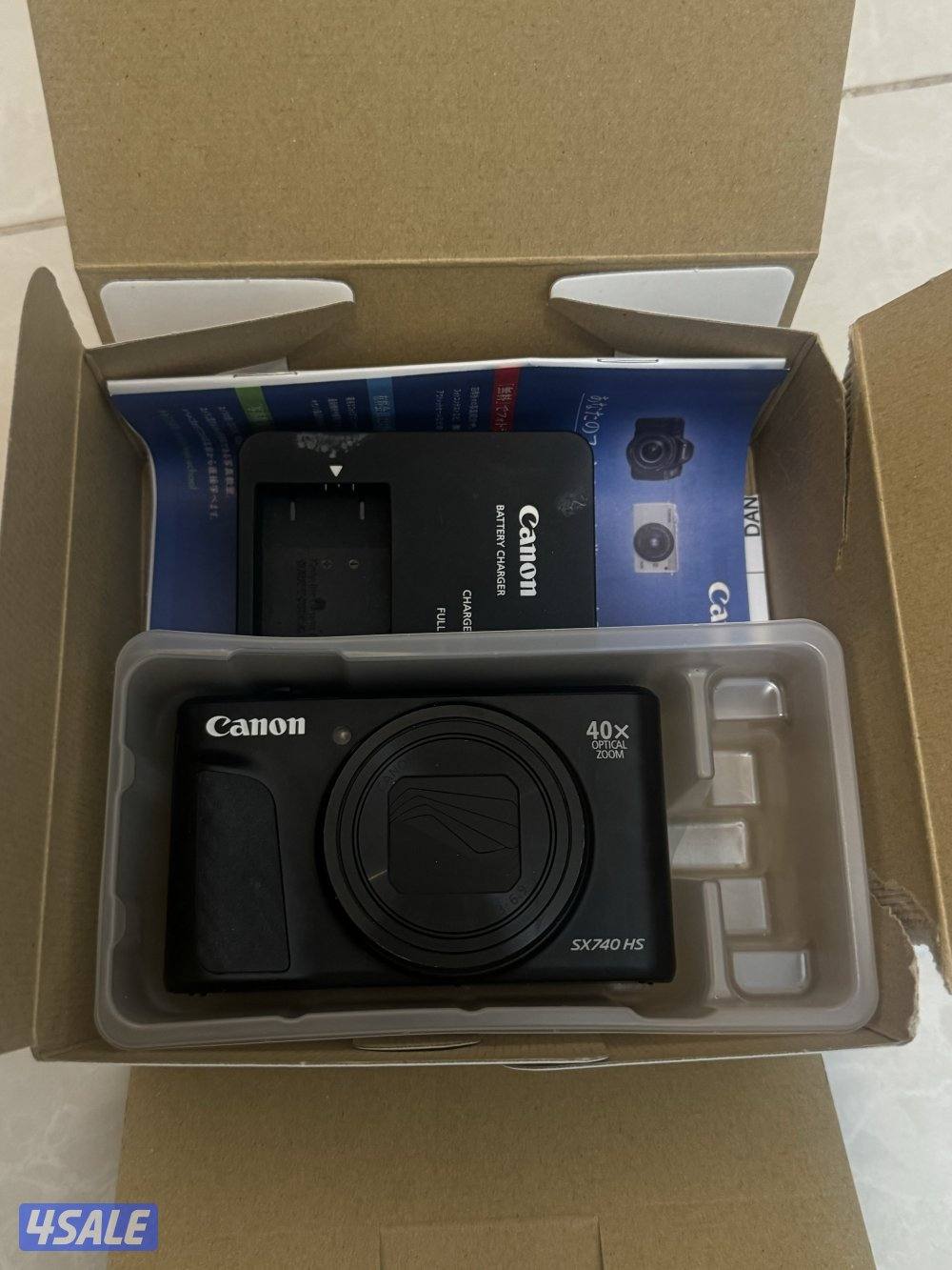 Canon SX740 HS1