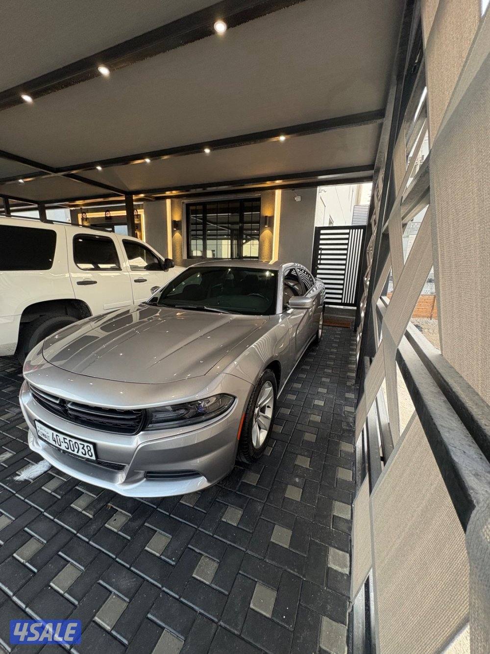 دوج تشارجر نظيفه جدا كامل الموصفات3