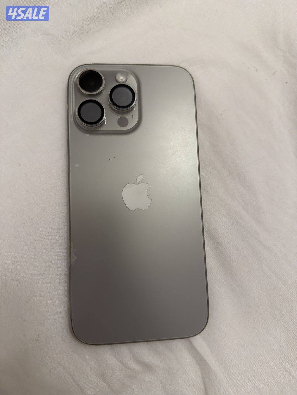 ايفون ١٦ برو ماكس0