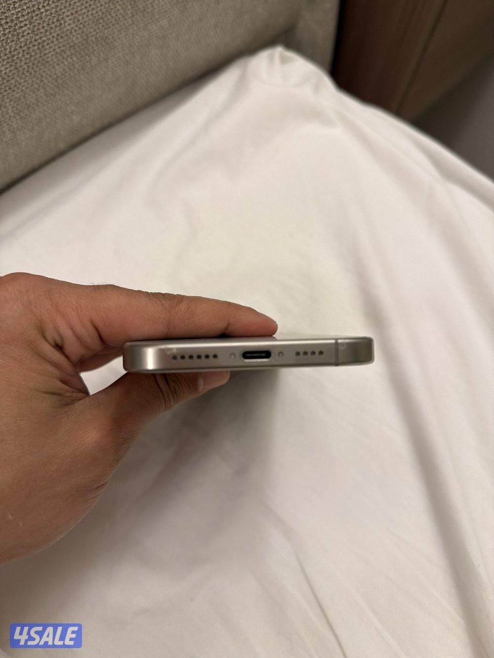 ايفون ١٦ برو ماكس2