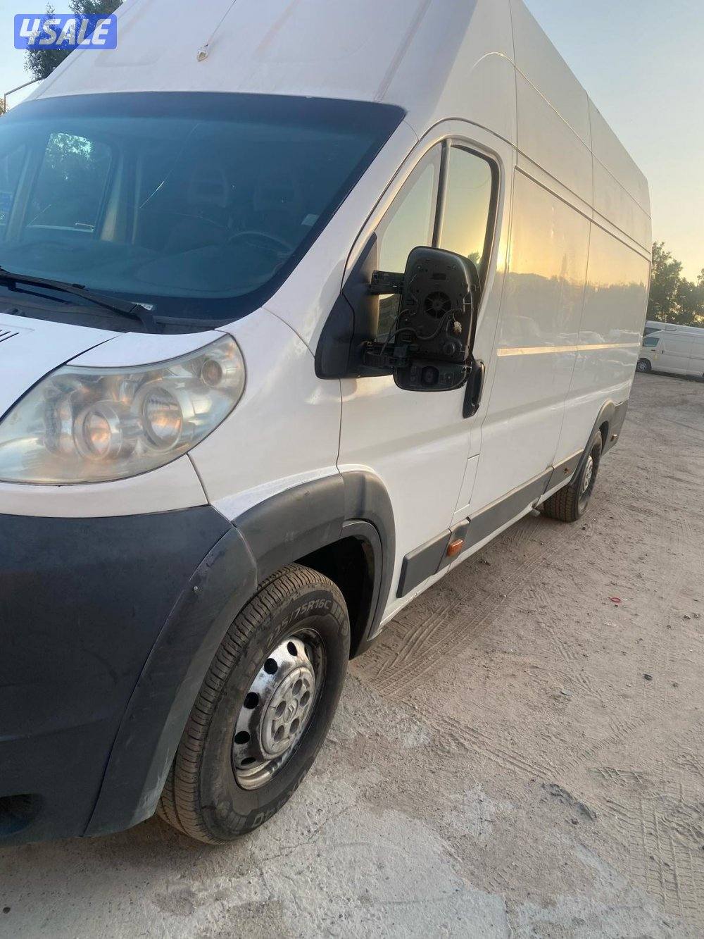 للبيع سبتروين جمبر مديل 2014 مجهز كراج متنقل بكامل المعدات وشرط الفحص2