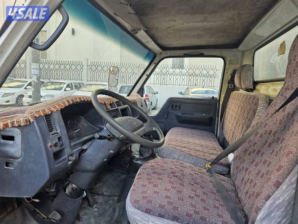 تويوتا 99 شرط الفحص.  صندوق ثلاجه. تامين سنه.3