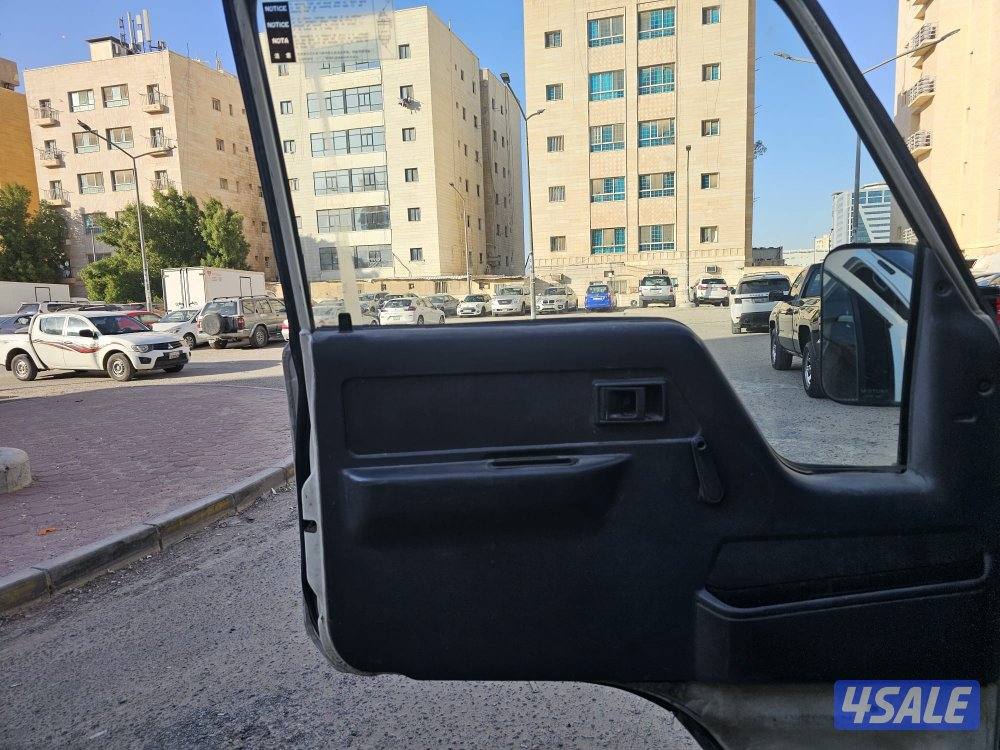 تويوتا 99 شرط الفحص.  صندوق ثلاجه. تامين سنه.7