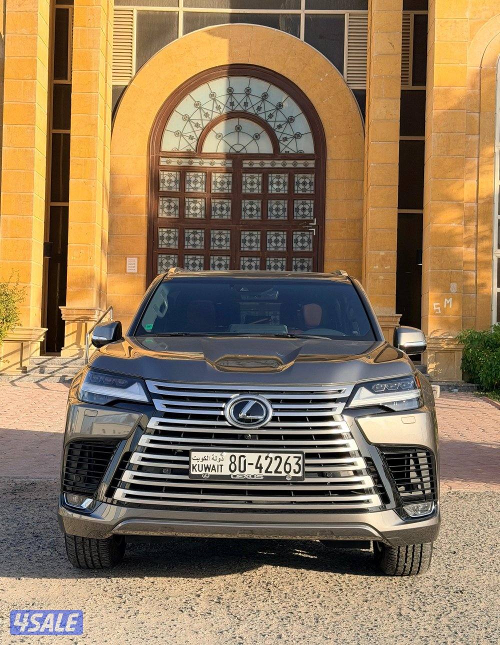 (2024) [LX600]  ماشي فقط (12 الف) وارد الوكالة صبغ الوكالة تحت الكفالة0