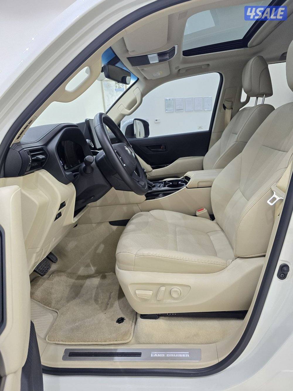 للبيع تويوتا لاندكروس GXR 4K بدون تيربو موديل 20254