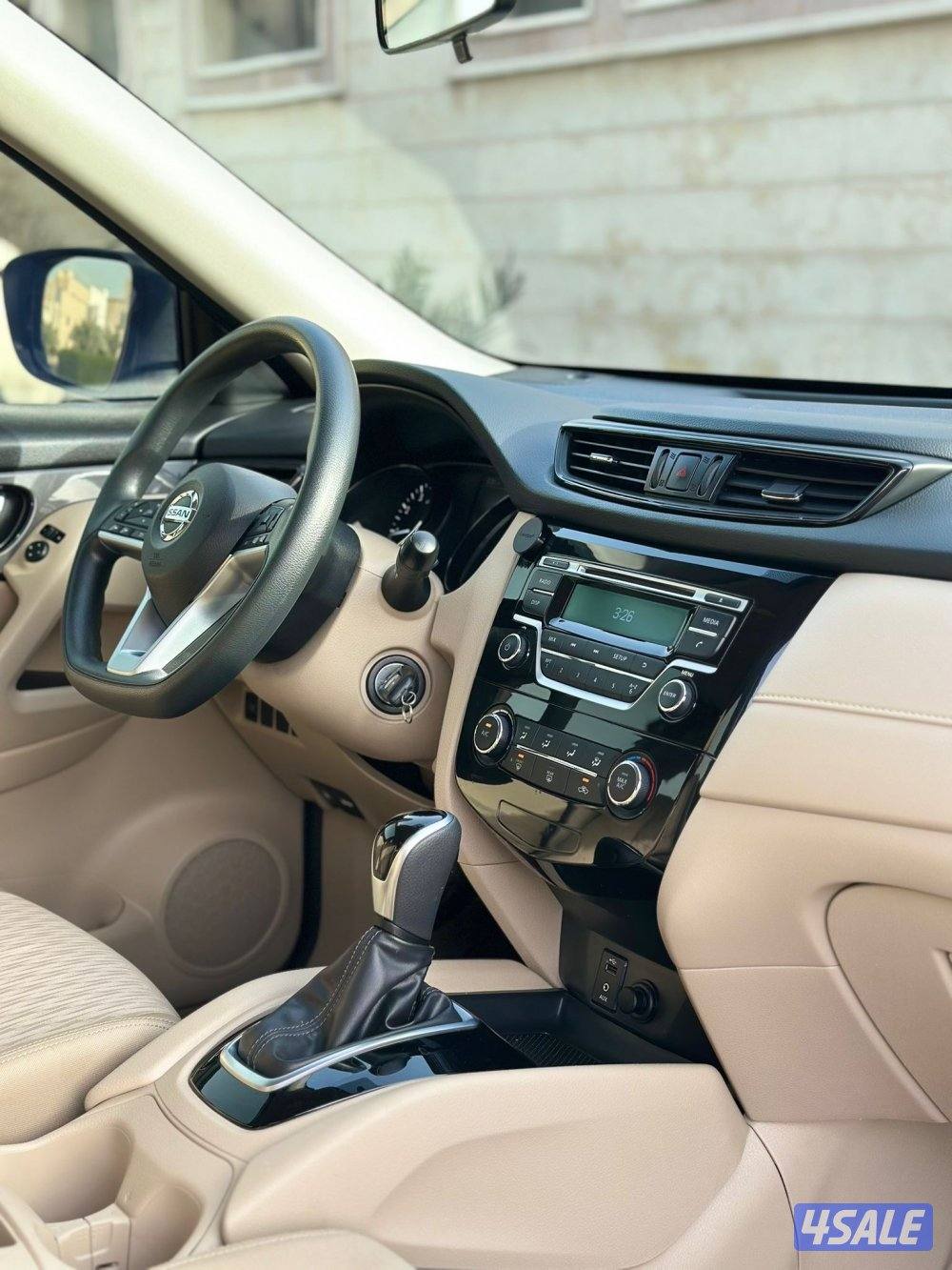 موديل 2019  ماشي 74 الف شرط الفحص سيرفس وكالة مالك الاول10