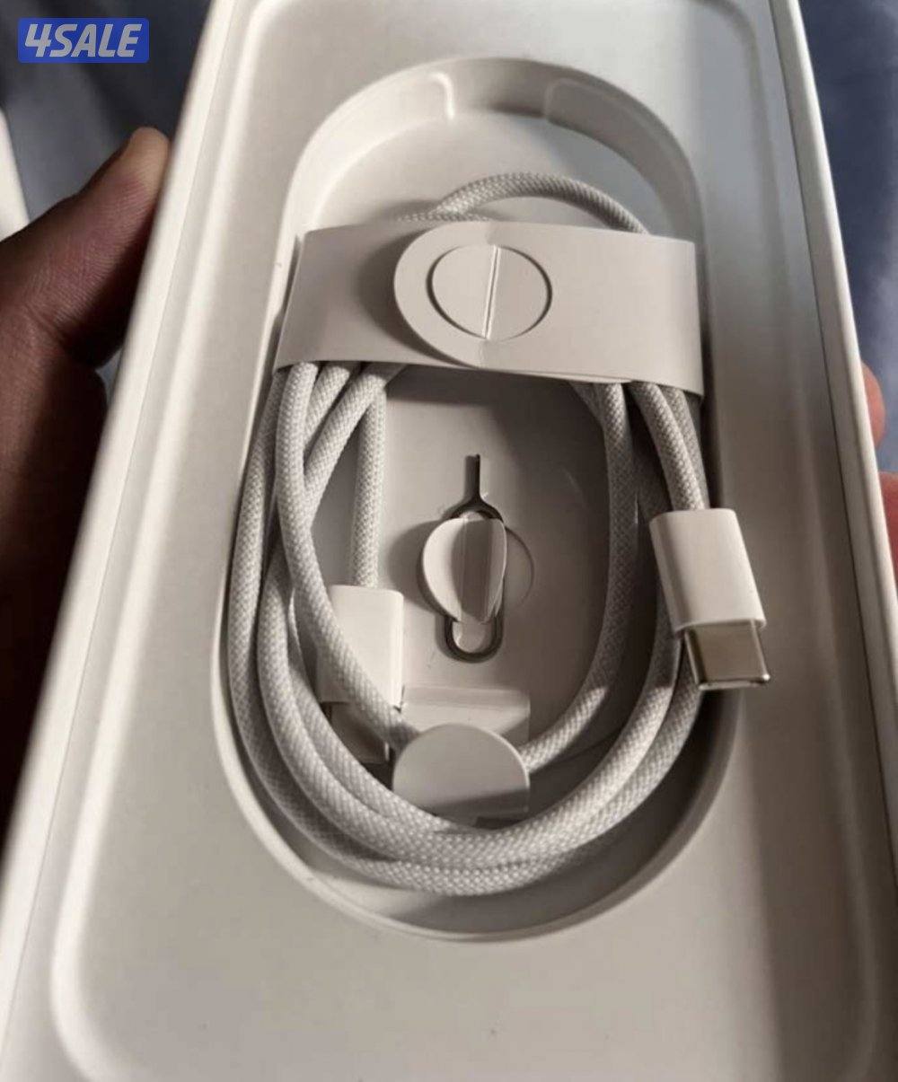 ايفون ١٦ برو ماكس بطاريه ١٠٠iPhone 16 bro max battery 100% cycle 954