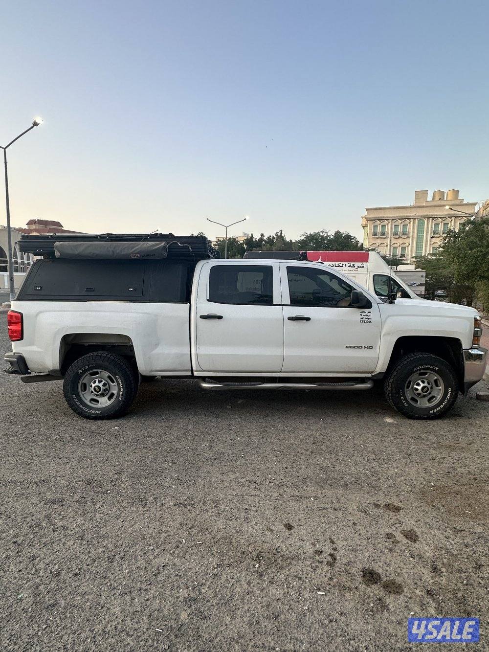 وانيت مجهز للرحلات نظيف4