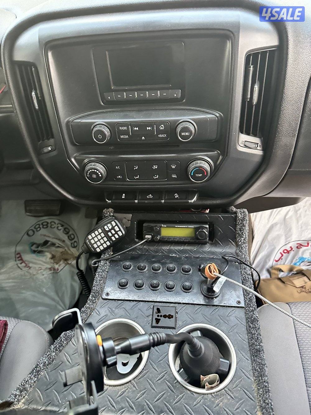 وانيت مجهز للرحلات نظيف9