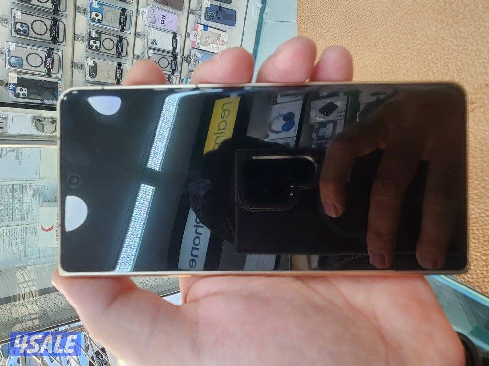 Honor Magic v5 just open box still have 1 year warranty with all acces5