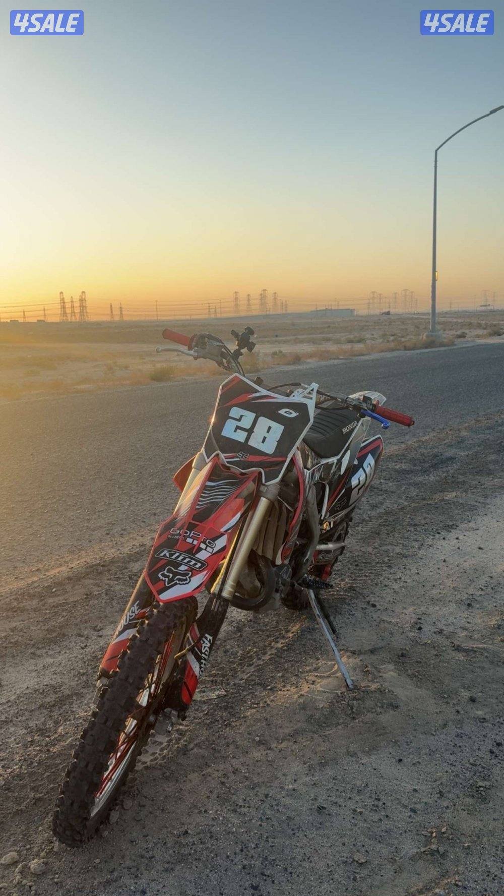 CRF 450 4 stroke 2014 مع العربانه0