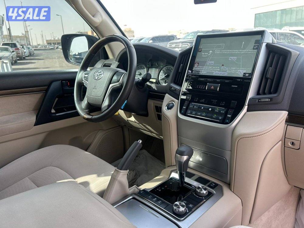 لاند كروزر GX.R-V8 موديل 2021 ماشى 94.000 k.m   وارد الساير .7