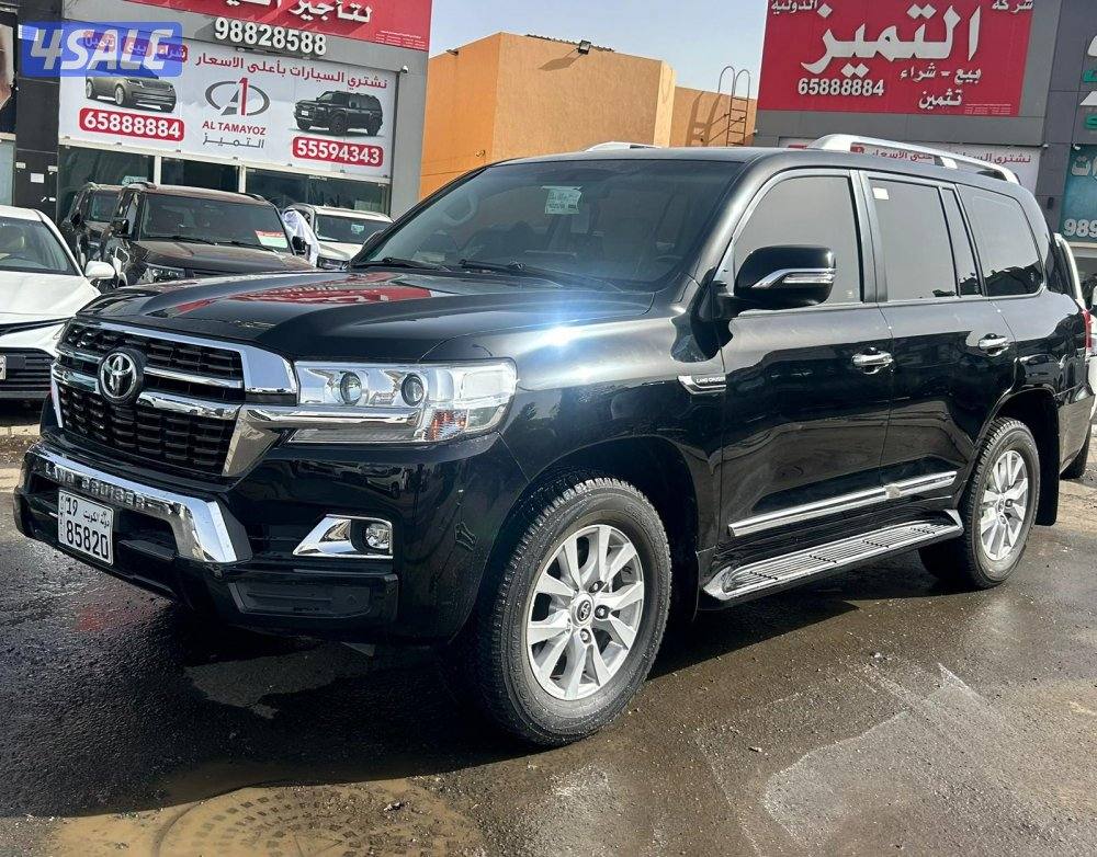 لاند كروزر GX.R-V8 موديل 2021 ماشى 94.000 k.m   وارد الساير .8