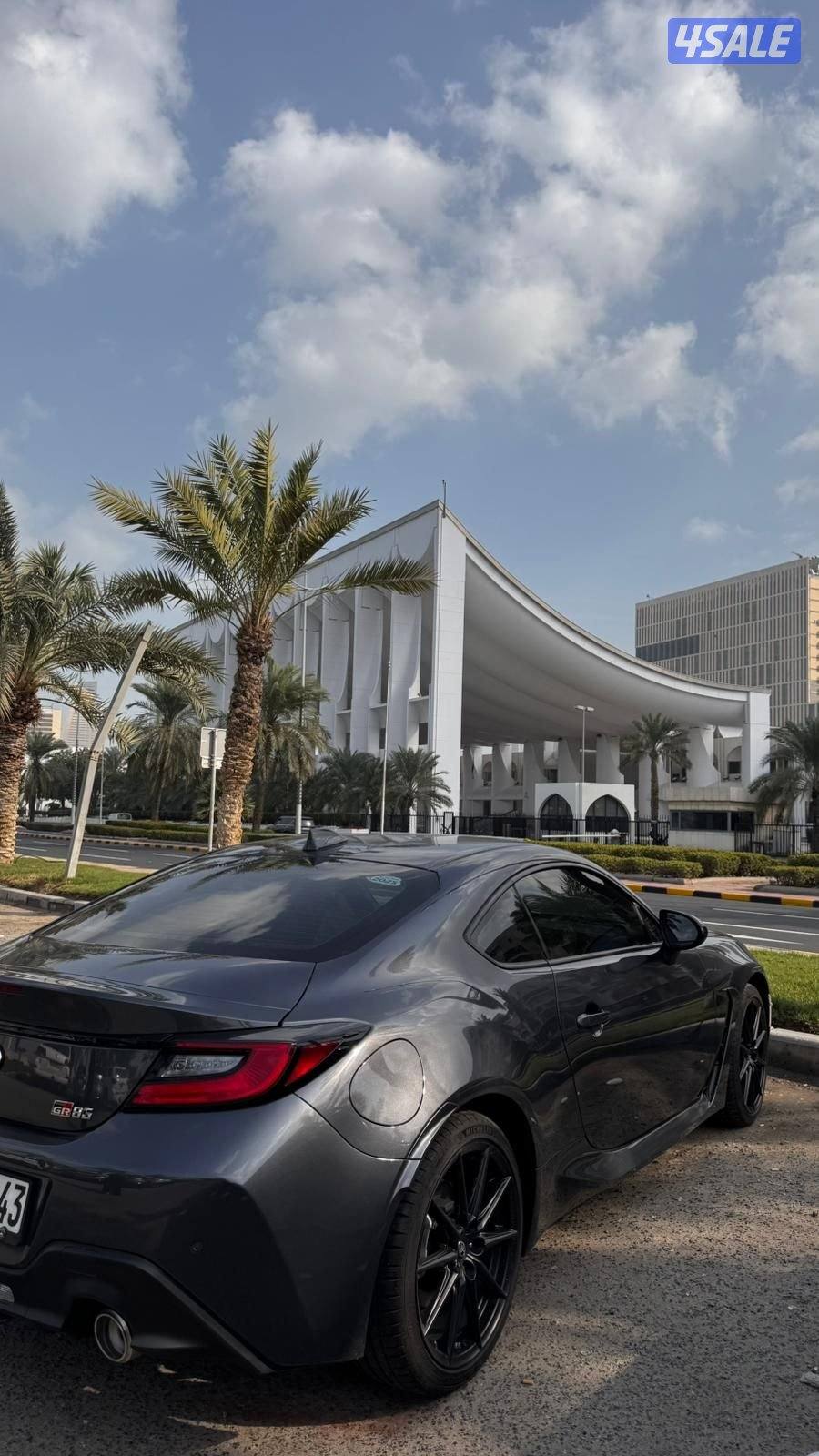 للبيع Gr86 بحالة الوكاله2