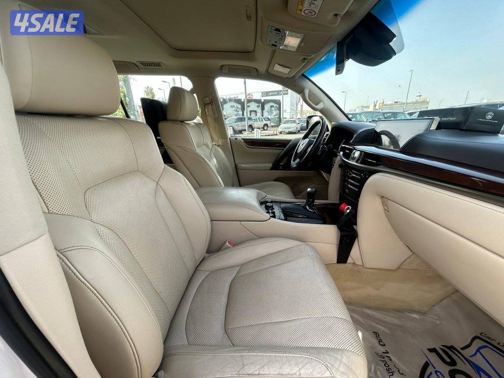 لكزس LX570 درجه اولى موديل 2016 ماشى 242.000 k.m  وارد الخليج .5