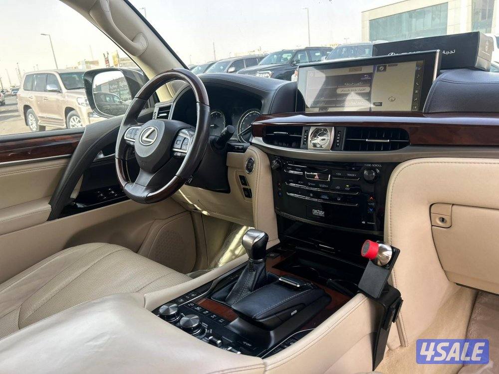 لكزس LX570 درجه اولى موديل 2016 ماشى 242.000 k.m  وارد الخليج .7