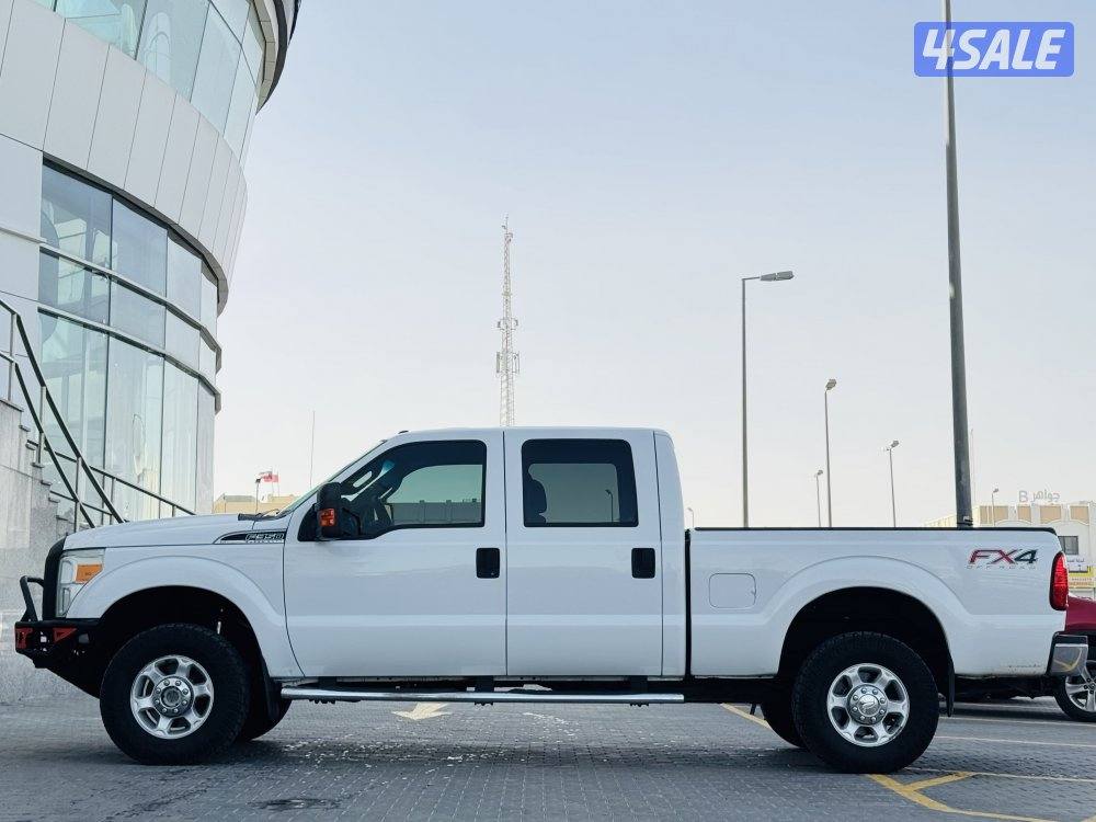 للبيع وانيت فورد F350  موديل 20133