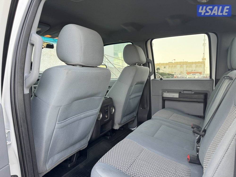 للبيع وانيت فورد F350  موديل 20136