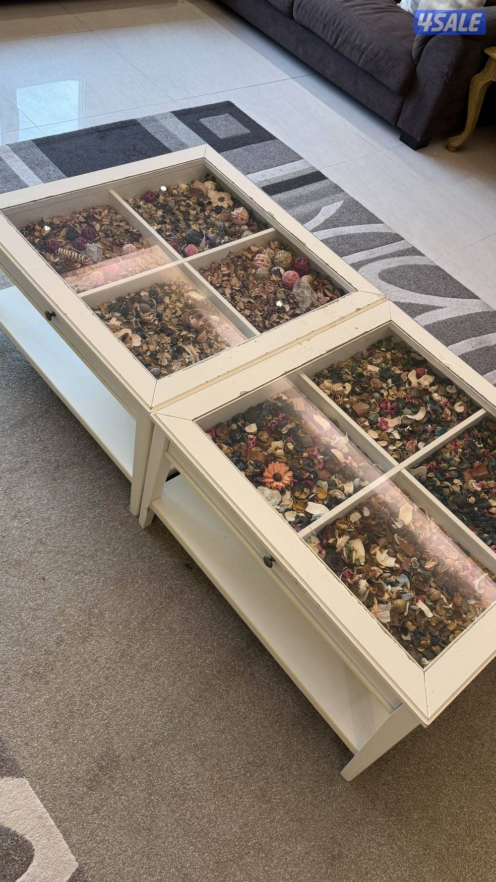 Center living room table (2 tables each is 15)0