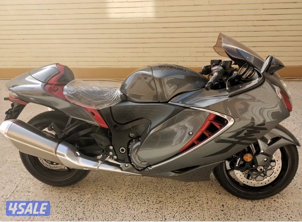 للبيع سوزوكي هايبوسا موديل 2024 استعمال ٦ شهور فقط ماشي 1800 كيلو فقط0