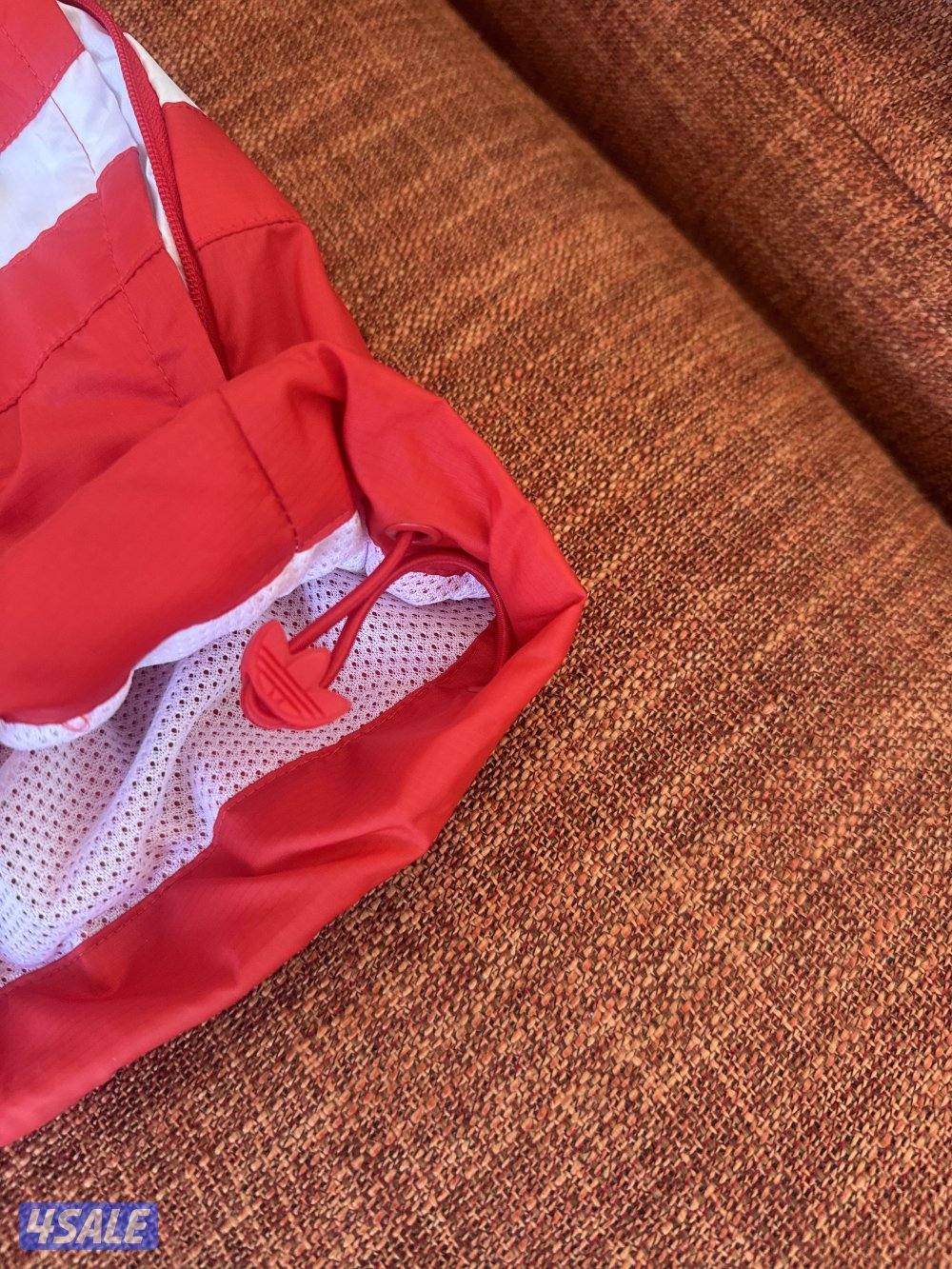 جاكيت مطري اديداس3