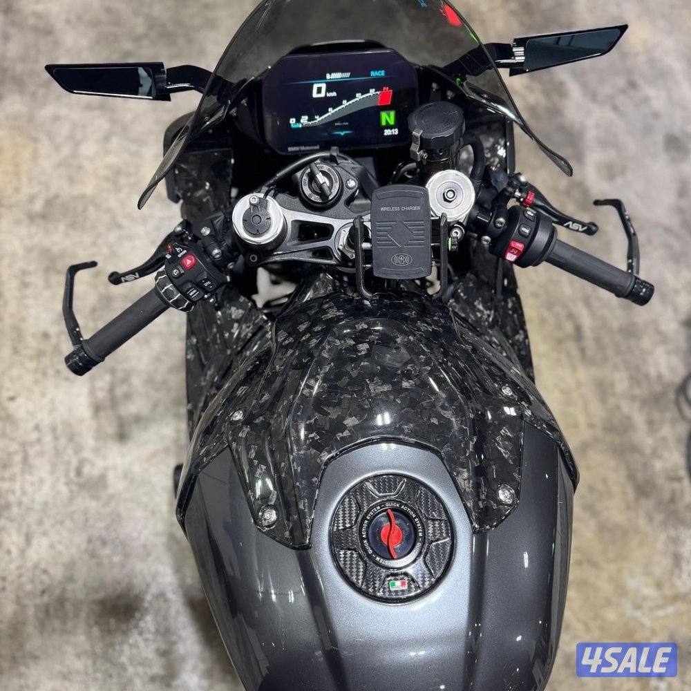 للبيع BMW S1000RR 2022 خليجي ( موجود بدبي ) جاهز للتصدير4