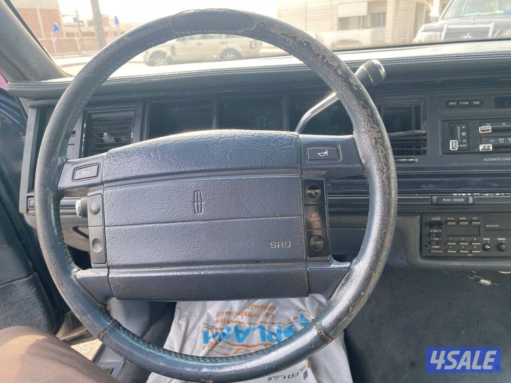 لينكن تاون كار 19912