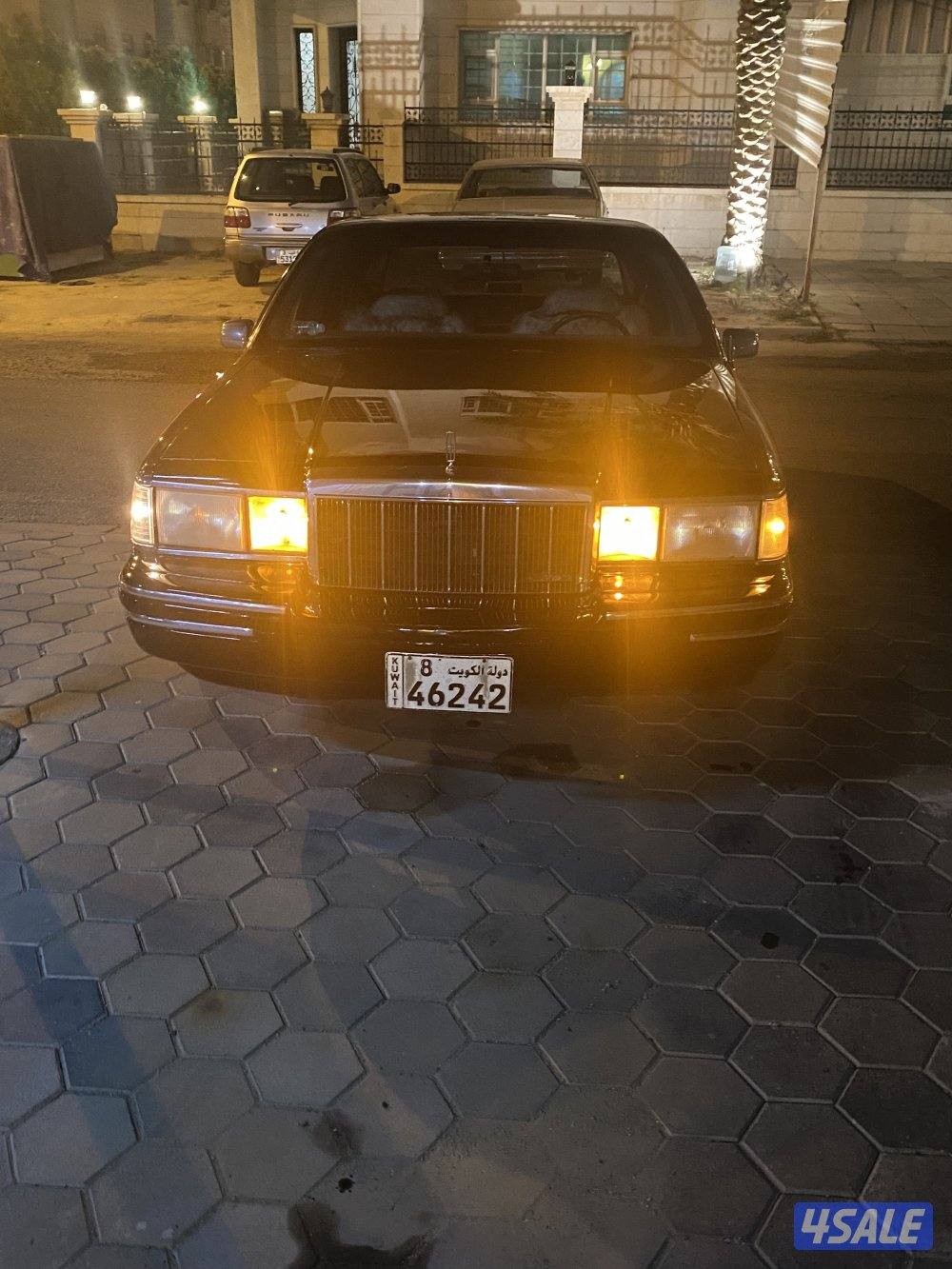 لينكن تاون كار 19917