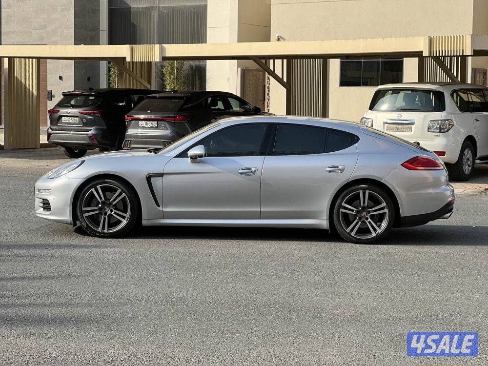 للبيع porsche panamera موديل 20141