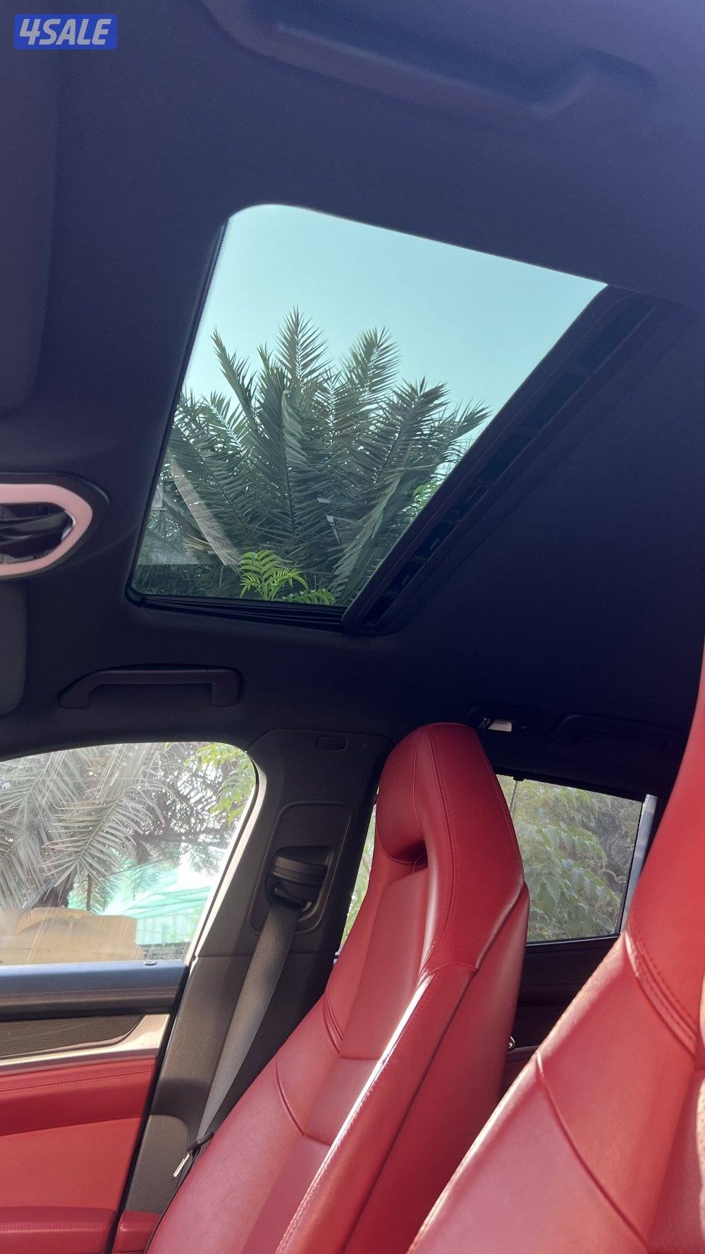 للبيع porsche panamera موديل 20149