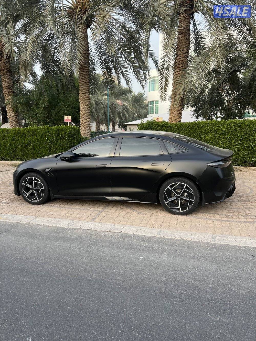 البيع BYD SEAL1