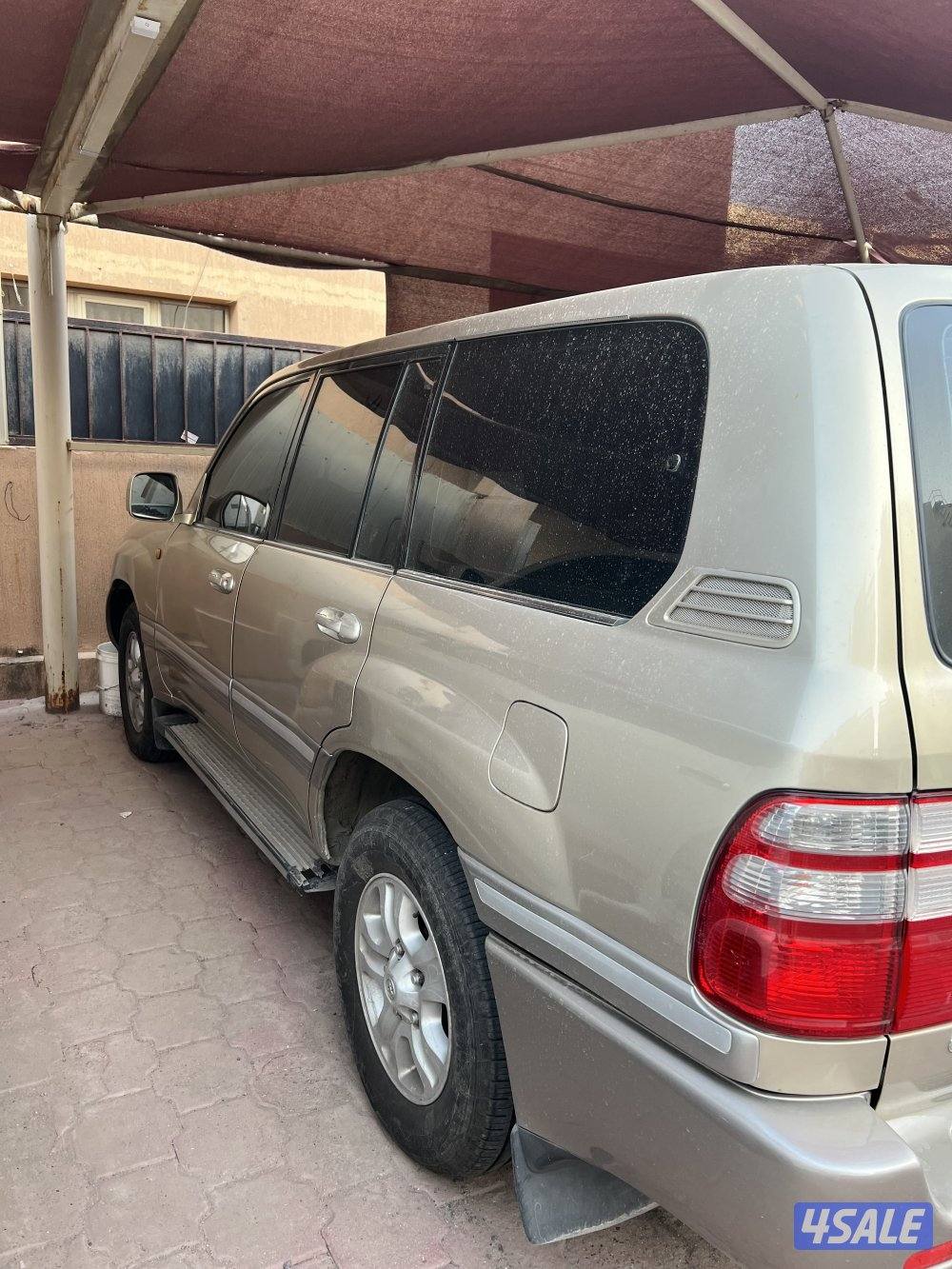 للبيع لاندكروز GXR م 2003 عداد 360 شرط الفحص مكينه وجير وشاصي لون ذهبي12