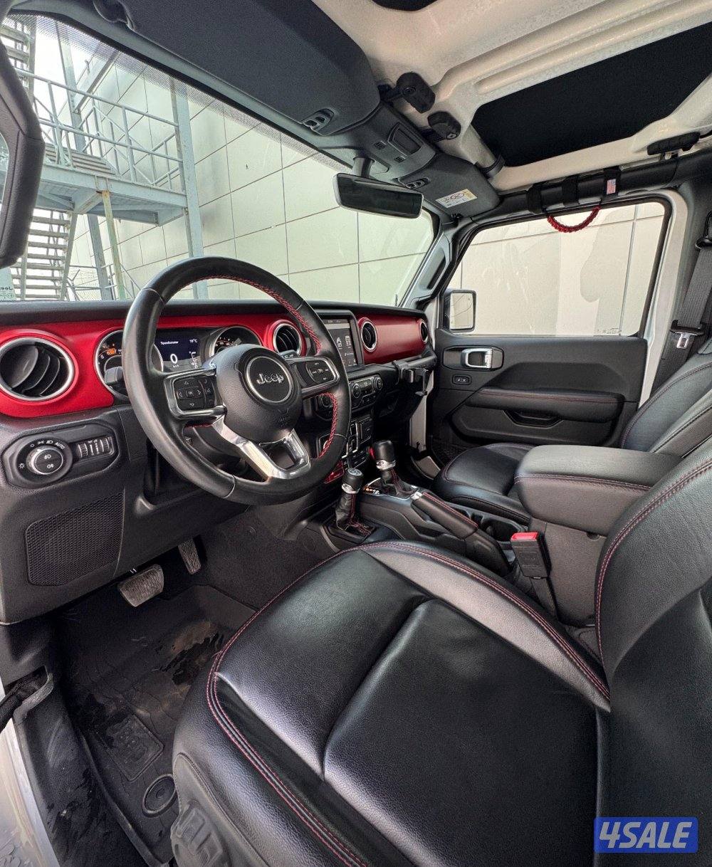 للبيع جيب رنجلر ريبكون الدرجة الاولى موديل 2023 صبغ الوكالة8