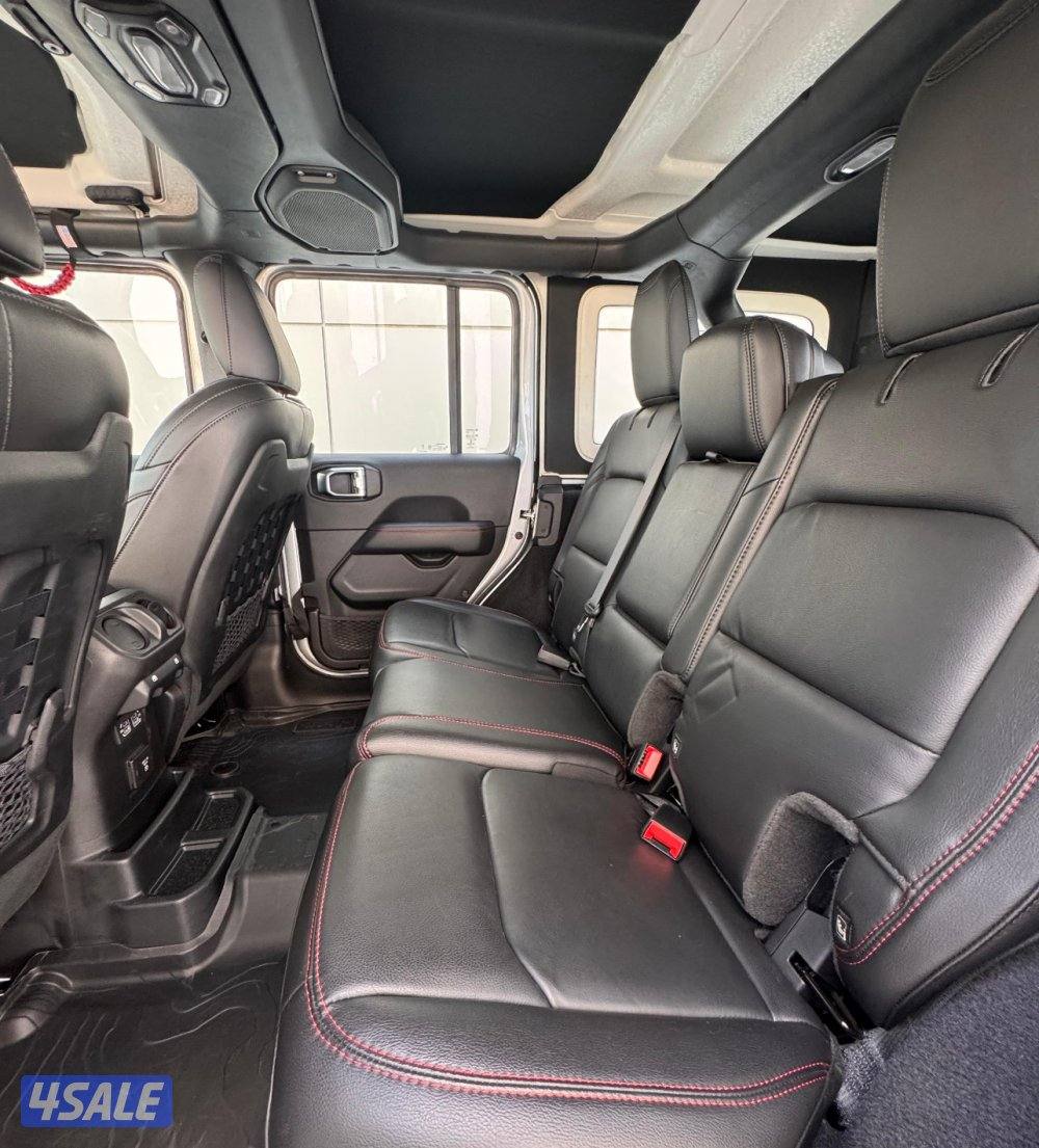 للبيع جيب رنجلر ريبكون الدرجة الاولى موديل 2023 صبغ الوكالة12