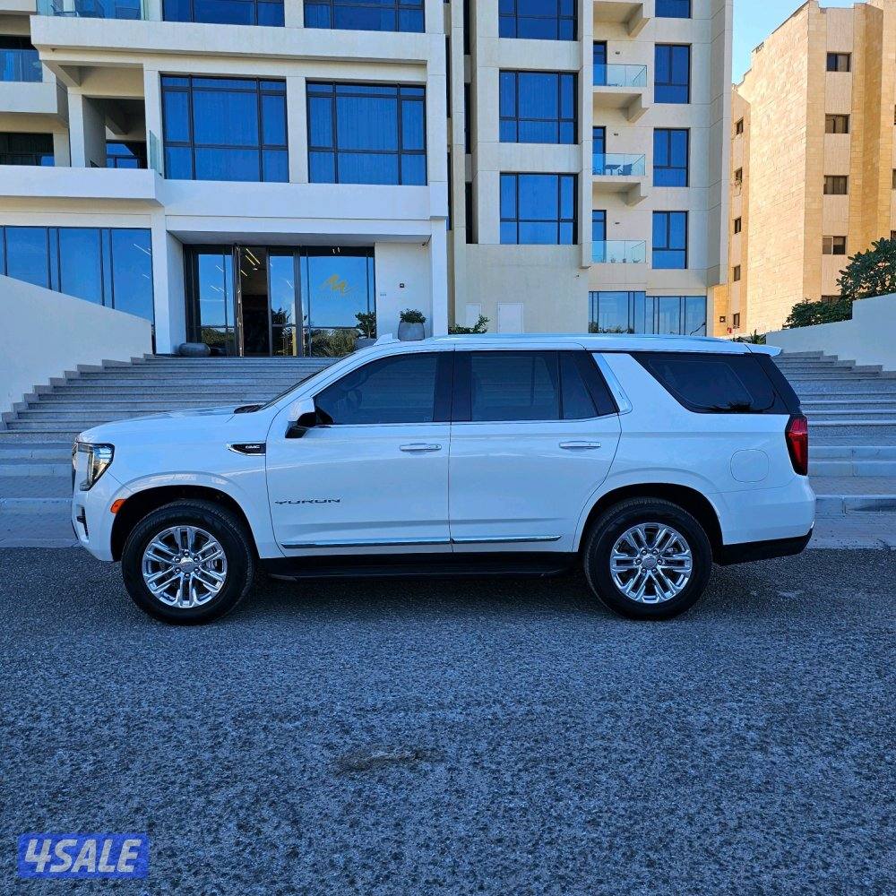 GMC Yukon SLT 2024 شبه اصفار4