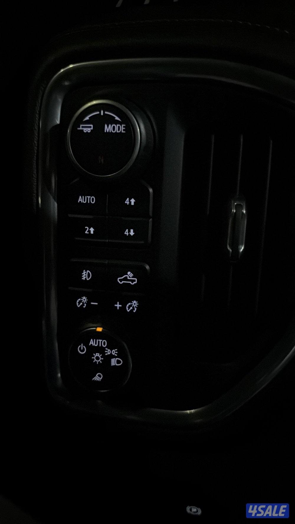 للبيع سلفرادو قمارتين ترل بوس Z71 لمتد اوف رود5